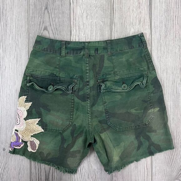 Free People Size 0 Embroidered Floral Camo Boho Cotton High Rise Bermuda Shorts - Picture 3 of 12